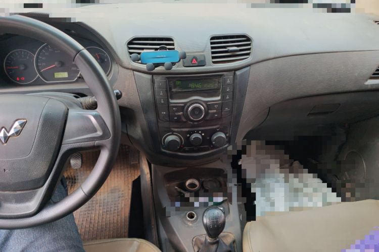 Used Wuling Hongguang 2015 1.5L S Basic Version China V Standard