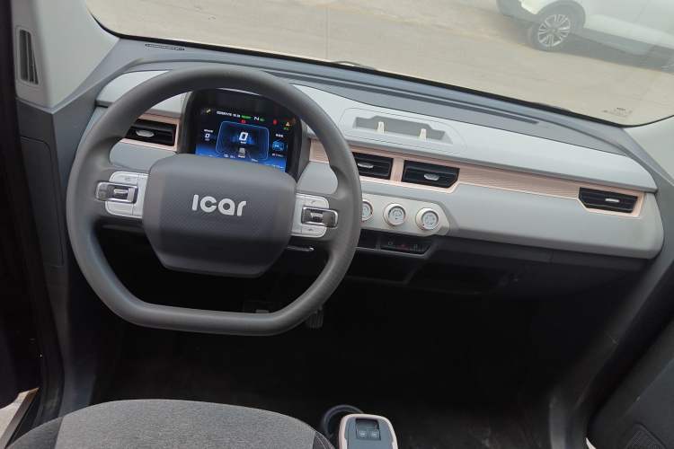 Used Chery QQ Ice Cream 2022 170km Sundae Phosphate Lithium-Ion
