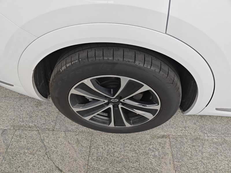 Used Hima AITO M7 2026 Model Range-Extending Max All-Wheel Drive 6-Seater Version — 25