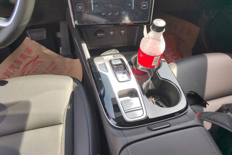 Used Hyundai Tucson 2023 Tucson L 1.5T Automatic Two-Wheel Drive GLX Elite Edition Gear Lever