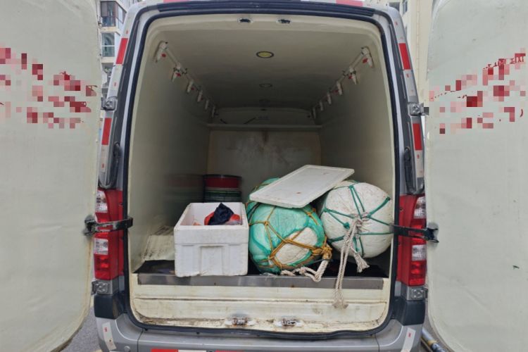 Used Foton Toano 2023 2.8T Manual Jixiang Van Extended Wheelbase Mid-Height Roof Rear Dual Tires 3-Seater