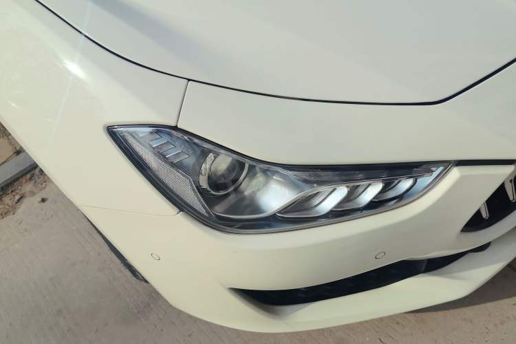 Used Maserati Ghibli 2021 2.0T Sharp Edition