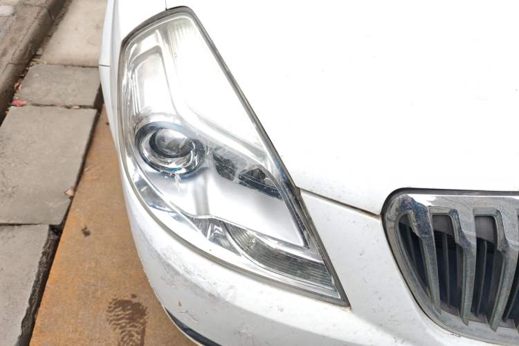 Used Buick Excelle 2015 1.5L Automatic Classic Model
