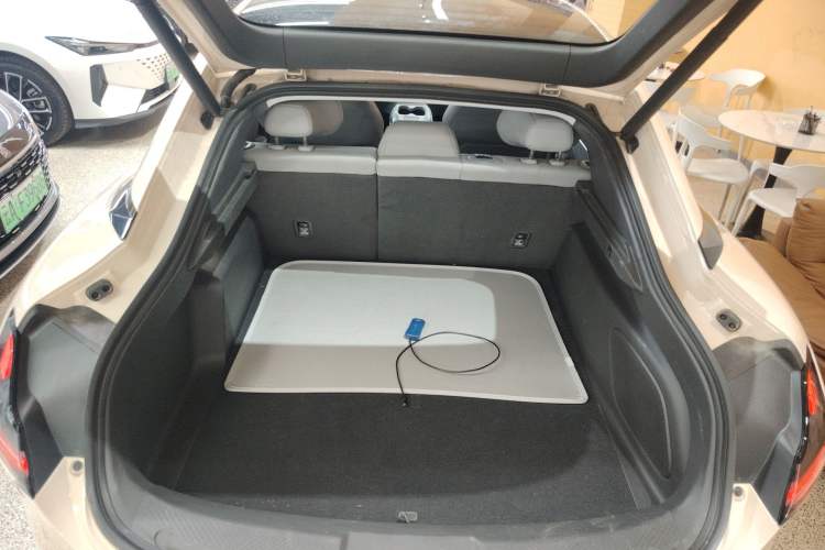 Used XPeng MONA M03 2024 620 with Ultra-Long Range