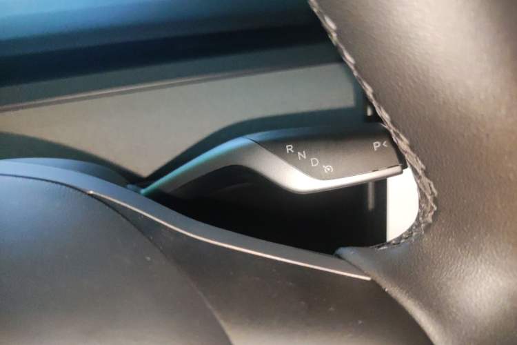 Used Tesla Model Y 2024 Rear-Wheel-Drive Version
