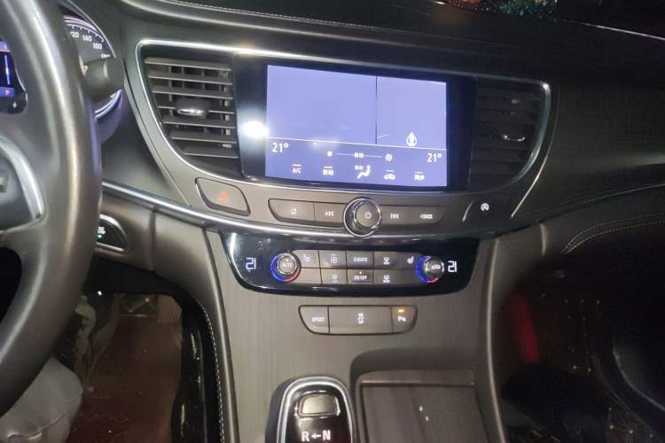 Used Buick LaCrosse 2020 652T Luxury Version Audio And AC Panel