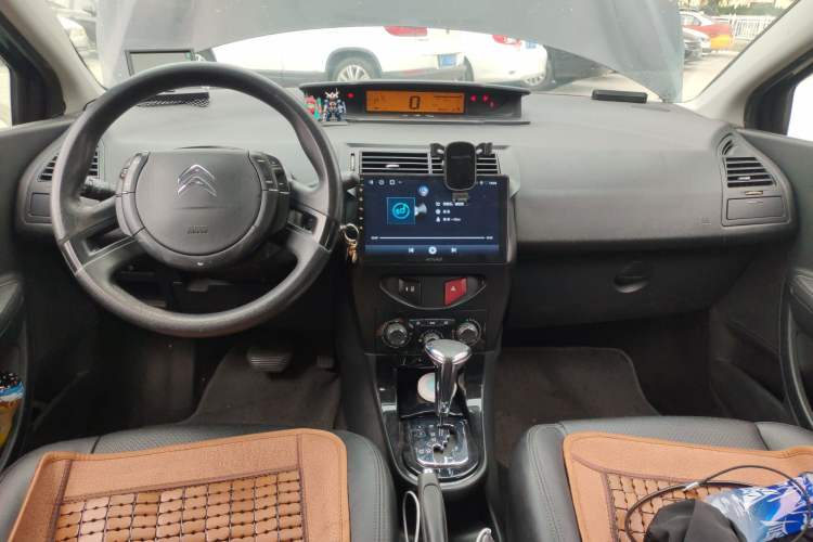 Used Citroen C-Quatre 2012 Sedan 2.0L Automatic Joyful Model Center Console