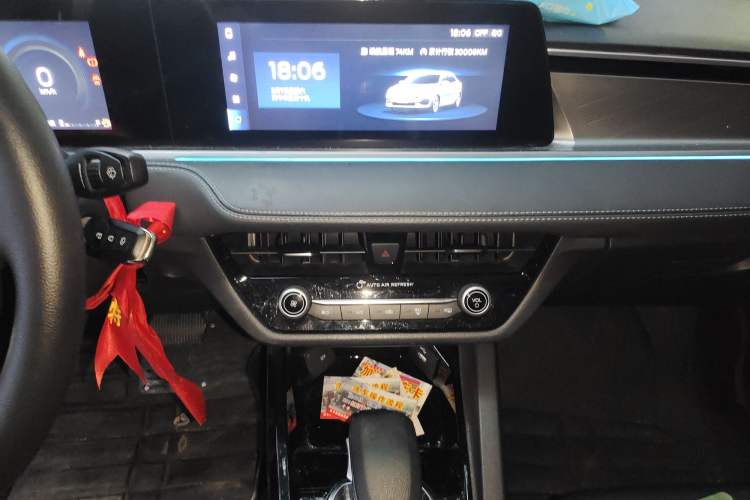 Used Ford Escort 2021 1.5L Automatic Platinum Edition
