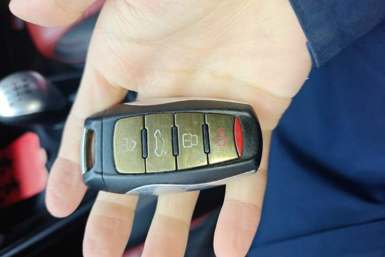 Used Haval H2s 2018 Red-Label 1.5T Manual Elite Model