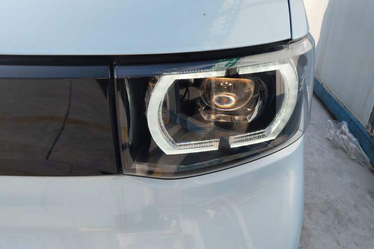 Used Wuling Hongguang MINIEV 2021 Macaron Premium Model – Lithium Iron Phosphate
