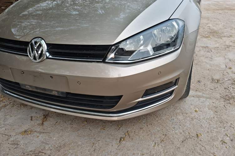 Used Volkswagen Golf 2017 230TSI Automatic Luxury Million-Vehicle Commemorative Edition Left Front Headlight