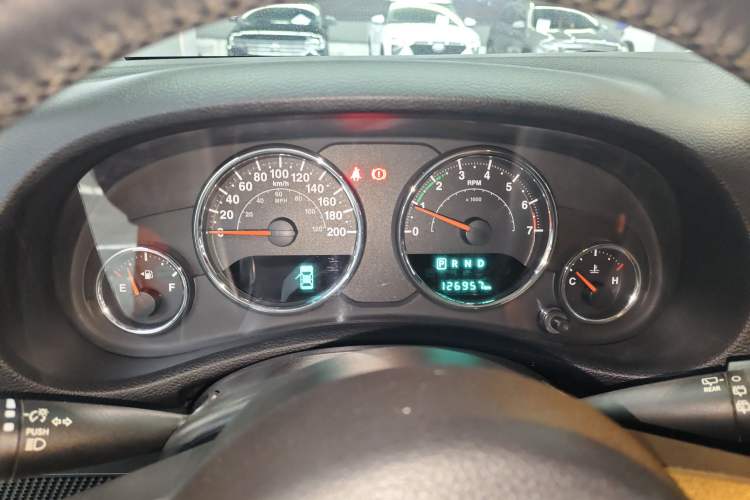 Used Jeep Wrangler 2015 3.0L Sahara Four-Door Edition