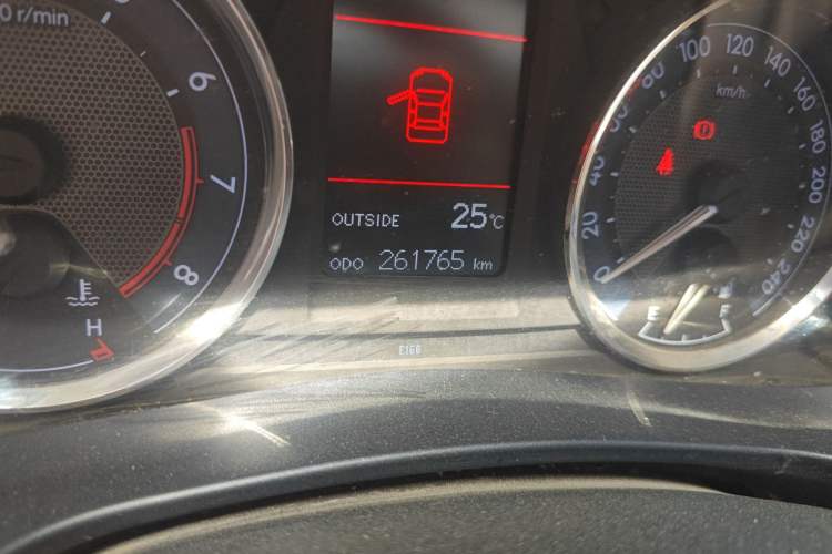 Used Toyota Corolla 2014 1.6L Manual GL-i Odometer Close Up