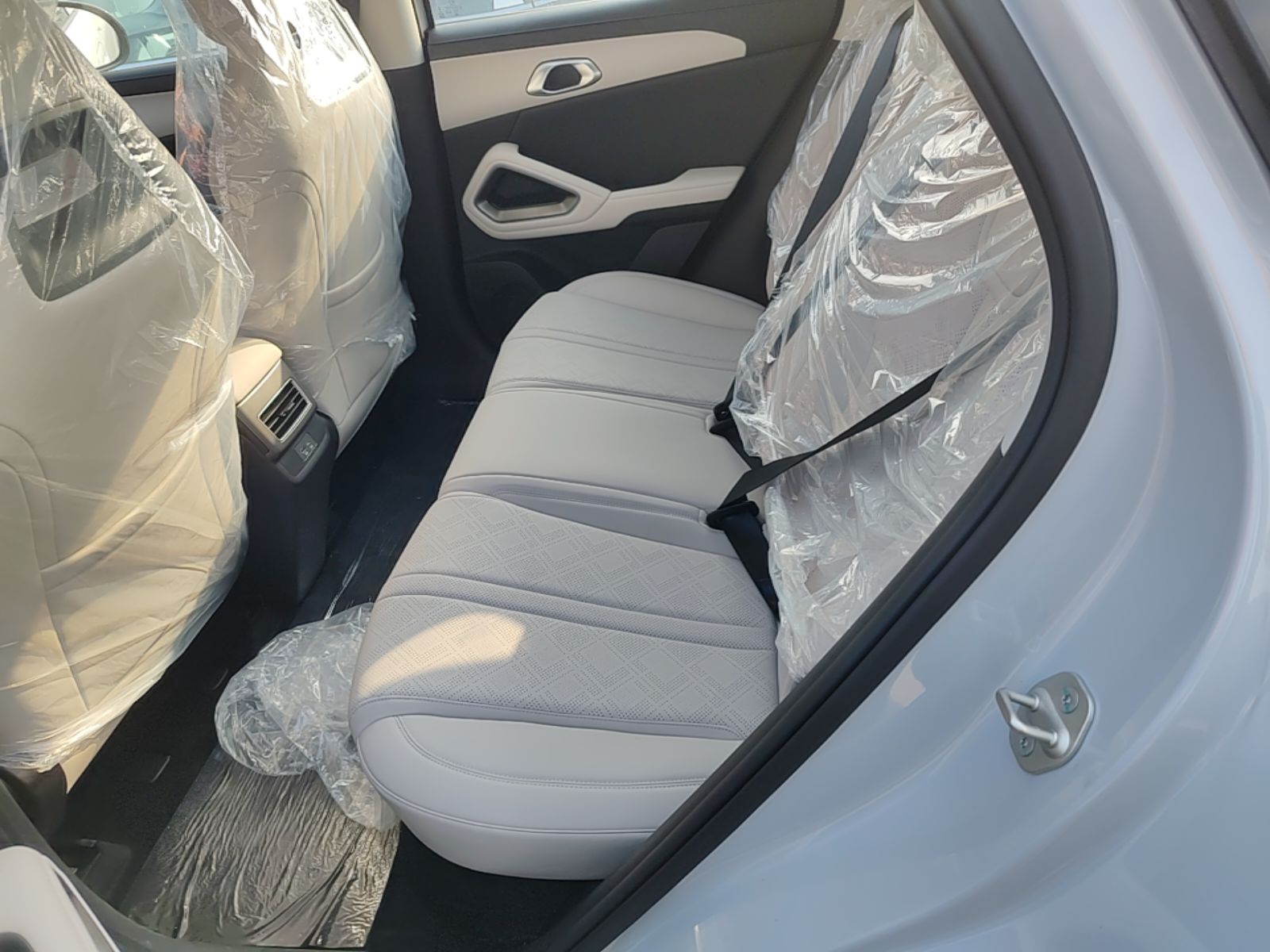 BYD Yuan UP 2025 Intelligent Driving Version 401 KM Dynamic Edition — снимка 20