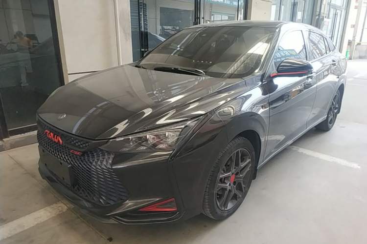 Used Dongfeng Aeolus Yixuan 2021 230T Automatic Dream-Chasing Rider Edition