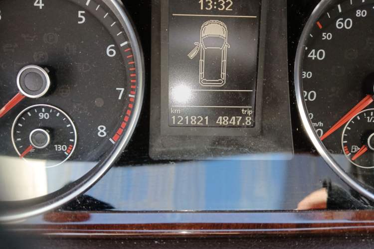 Used Volkswagen Magotan (Import) 2012 Travel Edition 2.0 TSI Luxury Version