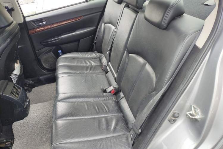 Used Subaru Legacy 2010 2.5i Luxury Edition
