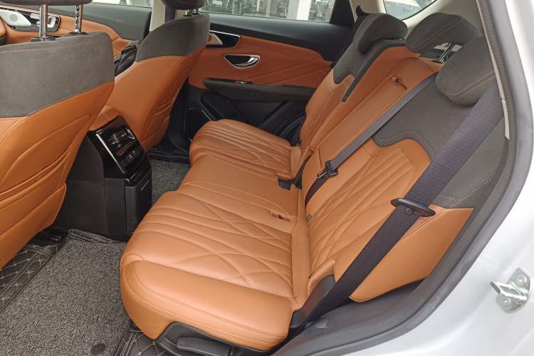 Used JETOUR Shanhai Shanhai L7 2024 1.5T 120 km MAX 7-Seater