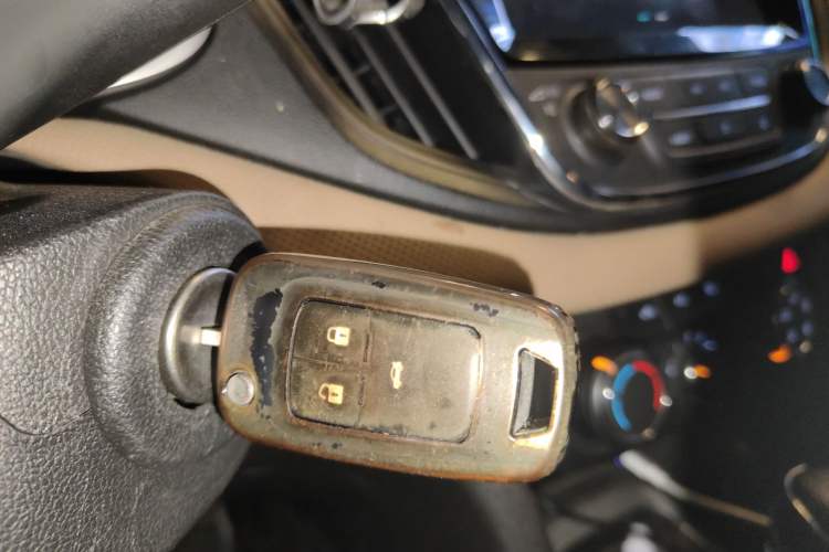 Used Chevrolet Monza 2021 320 Automatic Enjoyment Sunroof Edition