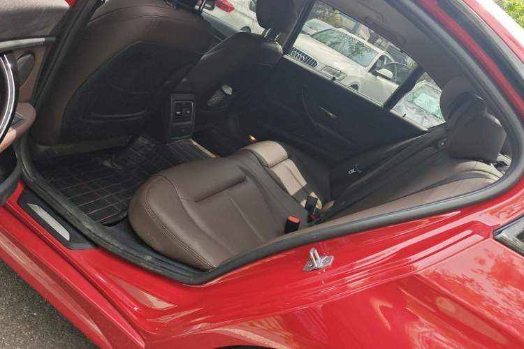 Used BMW 3 Series 2019 320Li M Sport Package Left Rear Seat