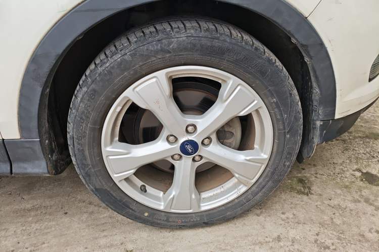 Used Ford Kuga 2017 EcoBoost 180 Two-Wheel-Drive Elite Trim