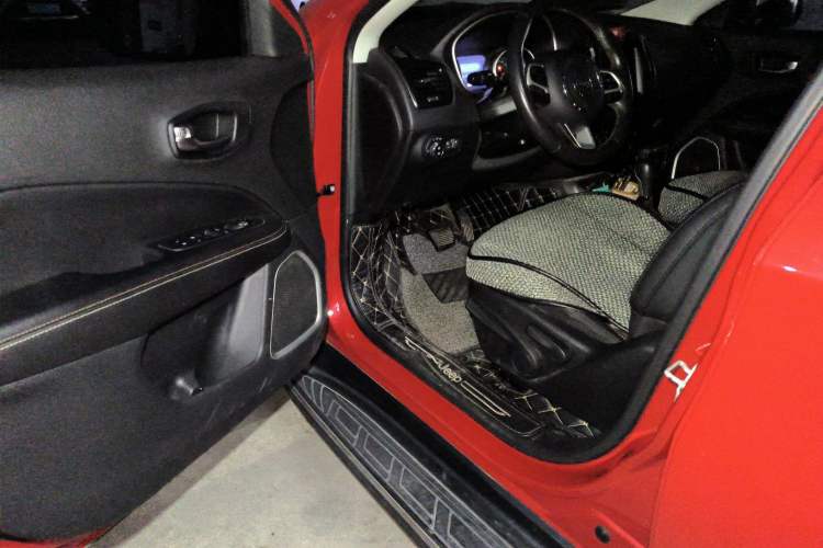 Used Jeep Compass 2017 200T Automatic Family Edition