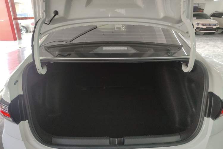 Used Volkswagen Lavida 2023 New Sharp 1.5L Automatic Excellent New Edition Trunk