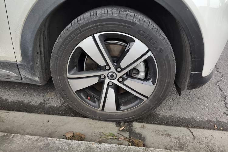 Used smart #1 2024 Dynamic Standard Edition Right Front Wheel Hub