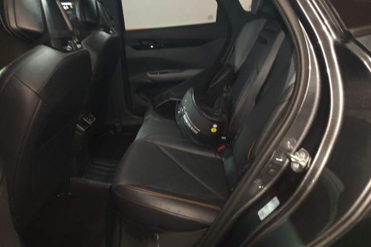 Used CHANGAN UNI-V 2022 1.5T Prestige Version
