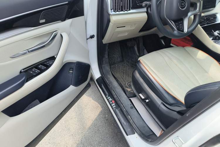 Used BYD Song PLUS New Energy 2021 DM-i 51KM Prestige Model Driver Seat