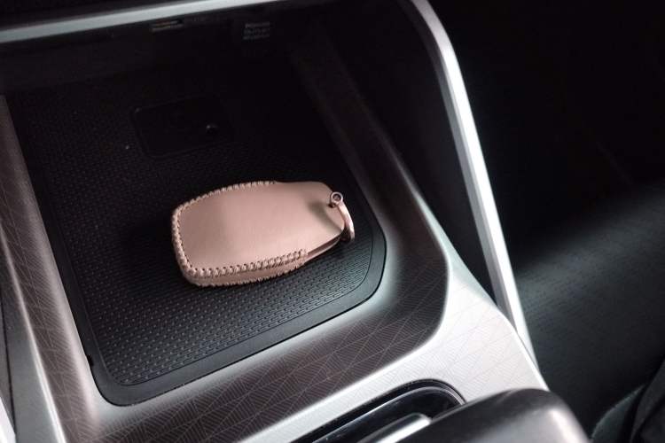 Used Geely Auto Emgrand 2022 4th Generation 1.5L CVT Luxury Model
