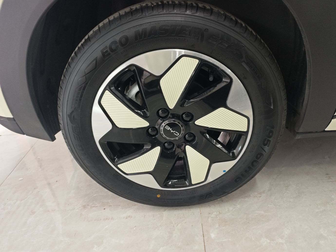 BYD Dolphin 2025 420km Free Edition — снимка 11