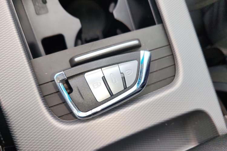 Used Geely Auto Emgrand GL 2018 1.4T DCT Elite Smart Connectivity Version