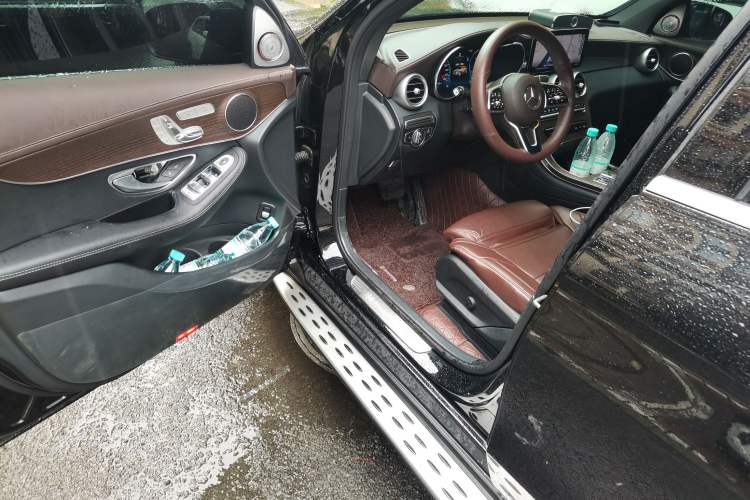 Used Mercedes-Benz GLC 2021 GLC 300 L 4MATIC Dynamic Model
