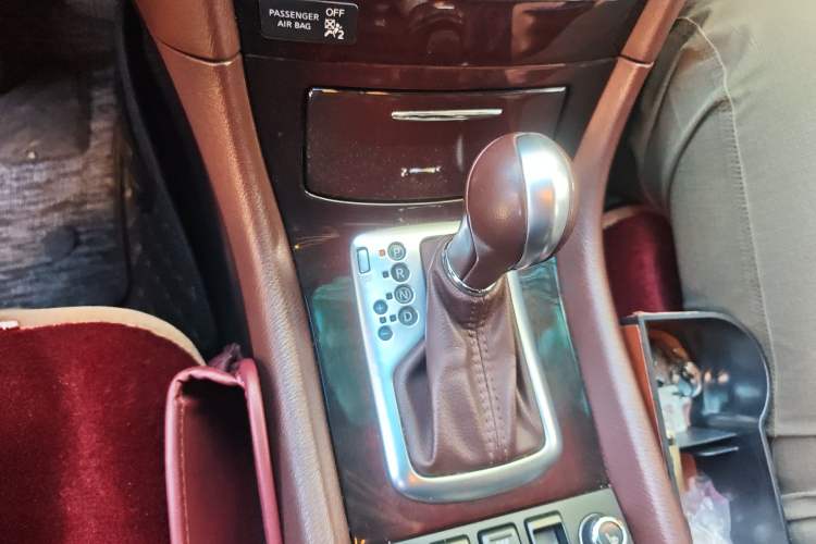 Used Infiniti EX 2013 EX25 Two-Wheel-Drive Luxury Edition