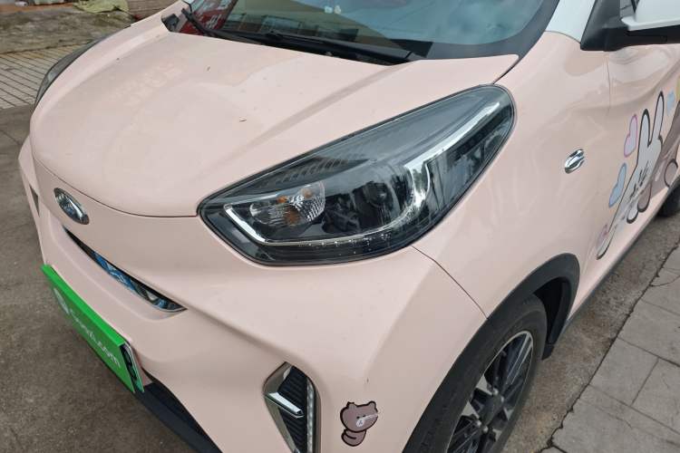 Used Chery QQ Little Ant 2022 Sweet Pink Edition Half-Sugar Version 3-Cell Lithium 30kW 301km Left Front Headlight