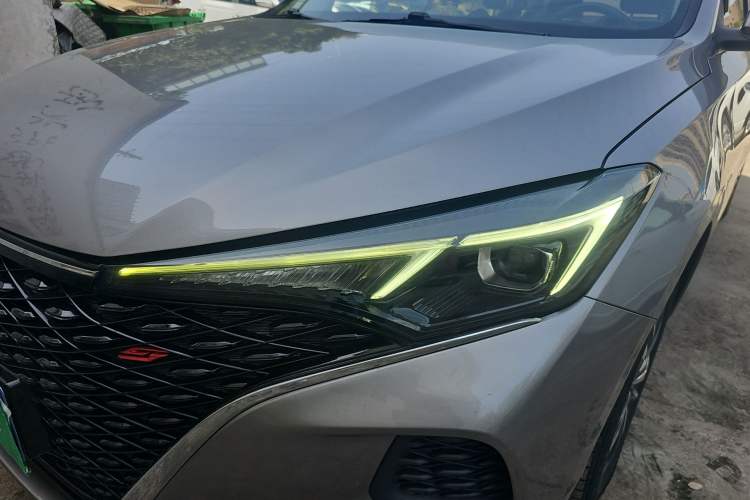 Used CHANGAN Eado 2020 PLUS Blue Whale NE 1.4T GDI DCT Prestige Model Left Front Headlight