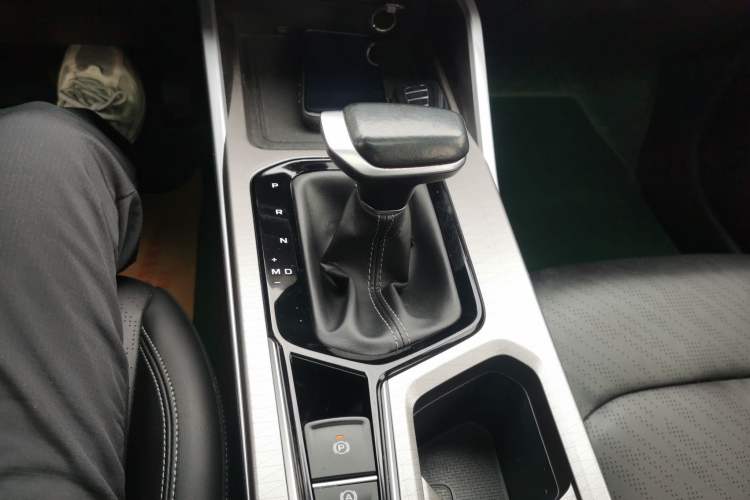 Used Geely Auto Emgrand 2022 4th Generation 1.5L CVT Luxury Model