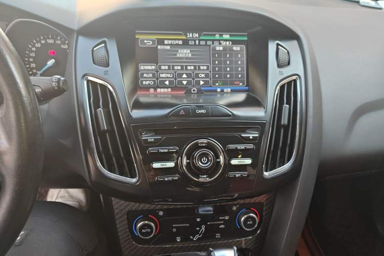 Used Ford Focus 2015 Hatchback 1.6L Automatic Fashion Edition