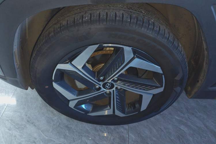 Used Hyundai Tucson 2022 Tucson L 1.5T DCT LUX Prestige Edition N Line Exterior 3