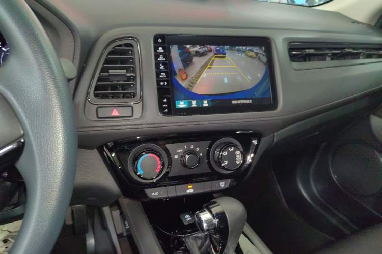 Used Honda Vezel 2020 1.5L CVT Pioneer Edition