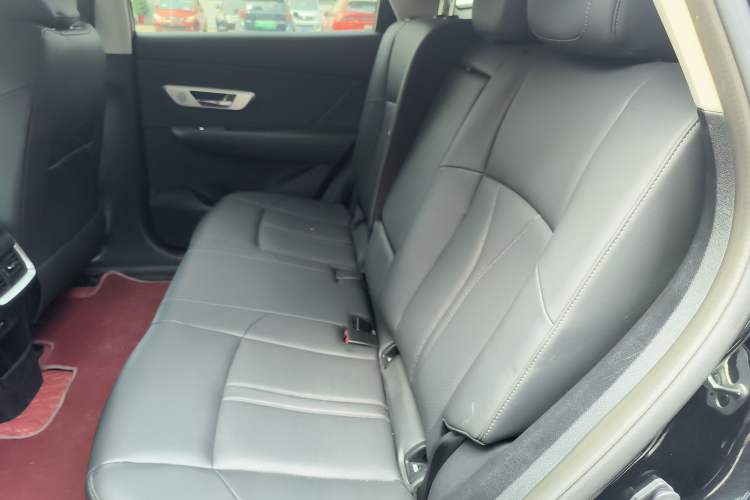 Used Dongfeng Aeolus Huge 2022 Mach Dual-Motor 1.5T MHD Dare-to-Dream Edition Left Rear Seat