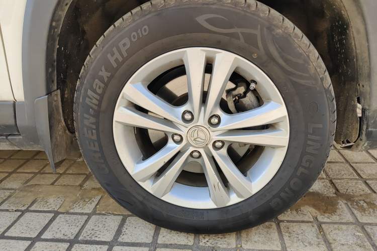 Used HYOSOW S5 2017 1.3T CVT Prestige Edition Right Front Wheel Hub