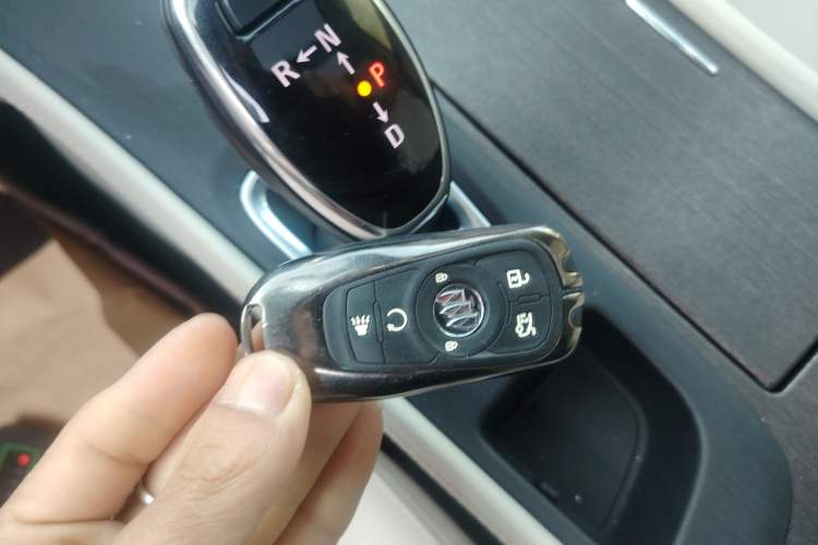 Used Buick LaCrosse 2022 Avenir Avia First Edition
