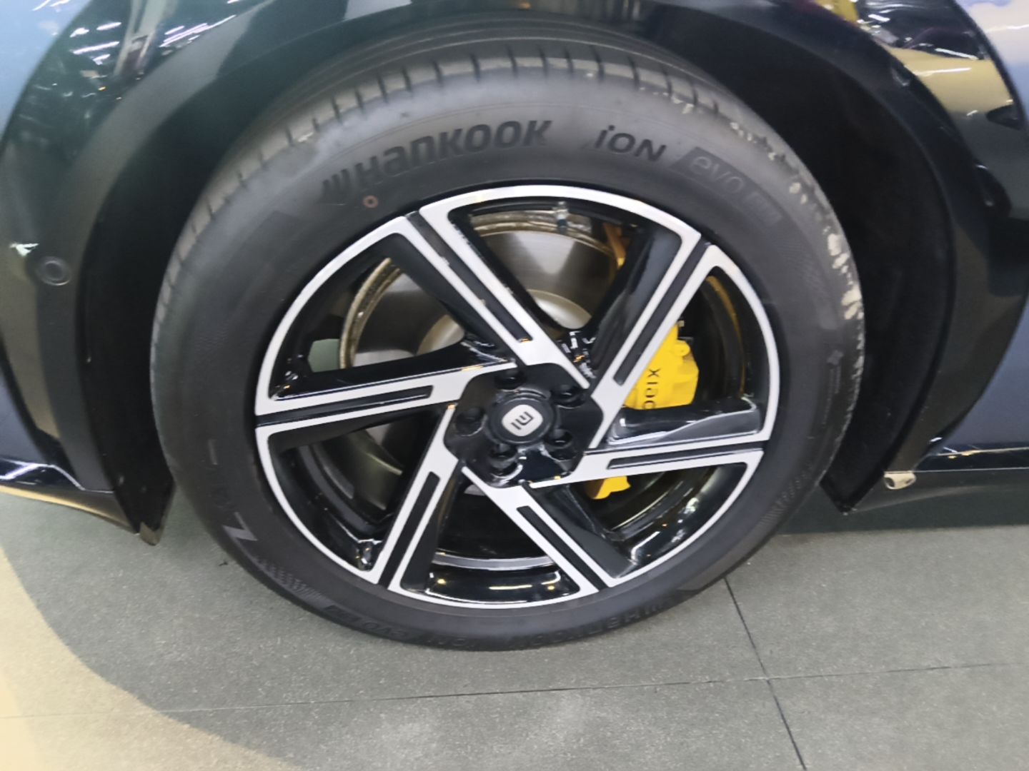 Xiaomi Auto YU7 2025 Ultra-Long Range All-Wheel Drive Pro Version — снимка 10