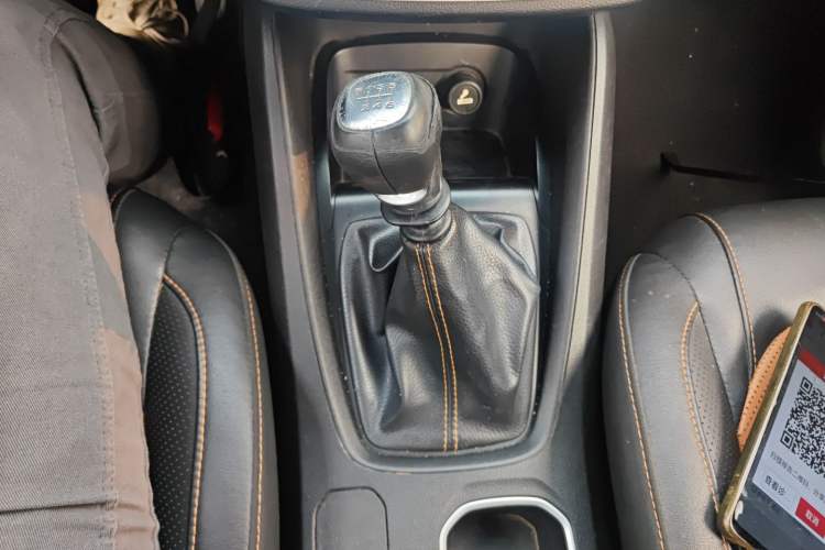 Used Wuling Hongguang S3 2018 1.5L Manual Comfort Model China V Standard
