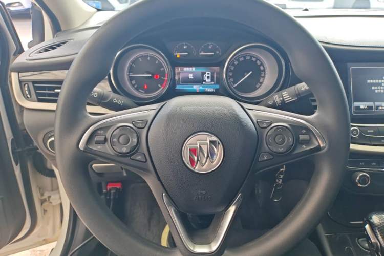 Used Buick Verano 2015 Sedan 20T Dual-Clutch Leading Model Steering Wheel