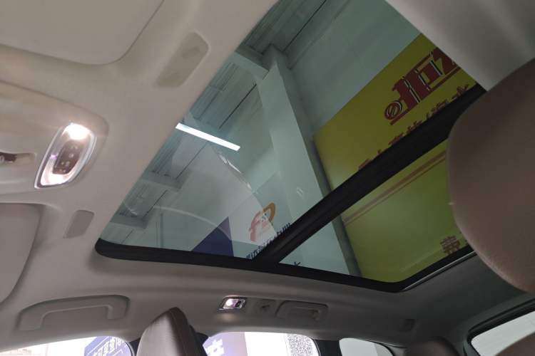 Used Volvo XC60 2018 T5 4x4 Zhiya Luxury Edition Headliner