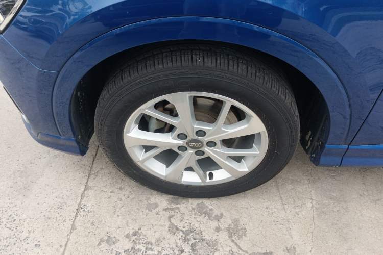 Used Audi Q3 2019 35 TFSI Advanced Dynamic Edition Left Front Wheel Hub