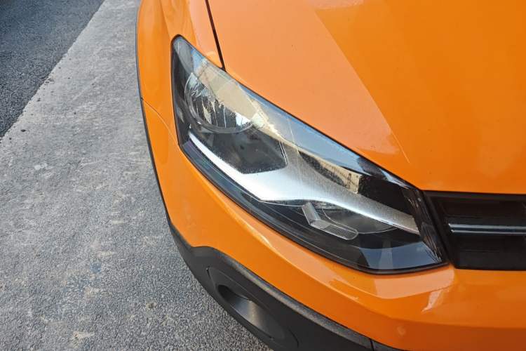 Used Volkswagen Polo 2012 1.6L Cross Polo Automatic Transmission
